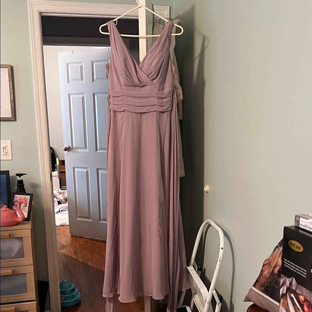 David's Bridal Pink Pleated Maxi Gown Sleeveless V-neck
